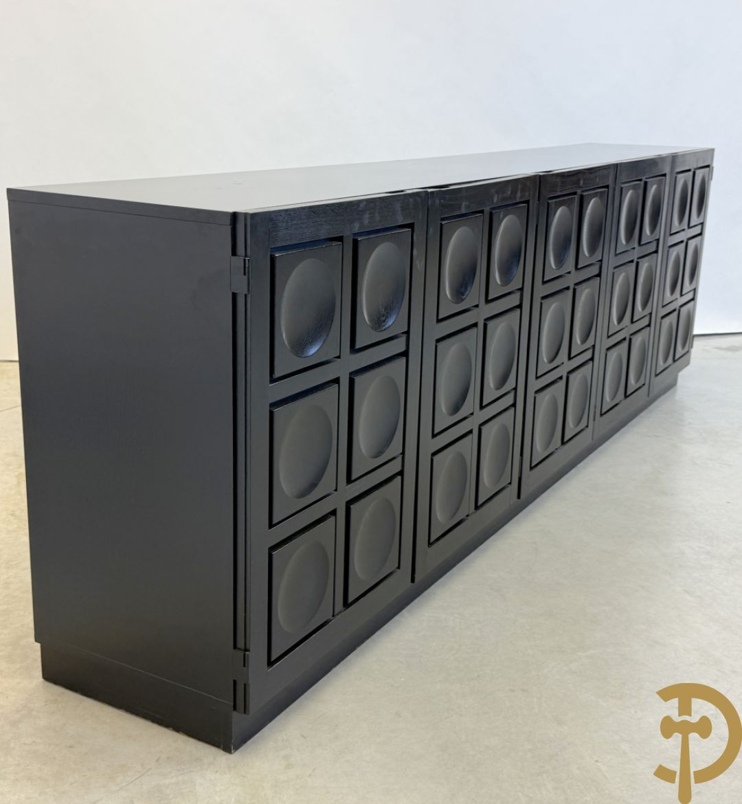 Zwartgelakte brutalistische vijfdeurs sideboard met ingewerkte lades, model Torino, ontwerper Frans Defour