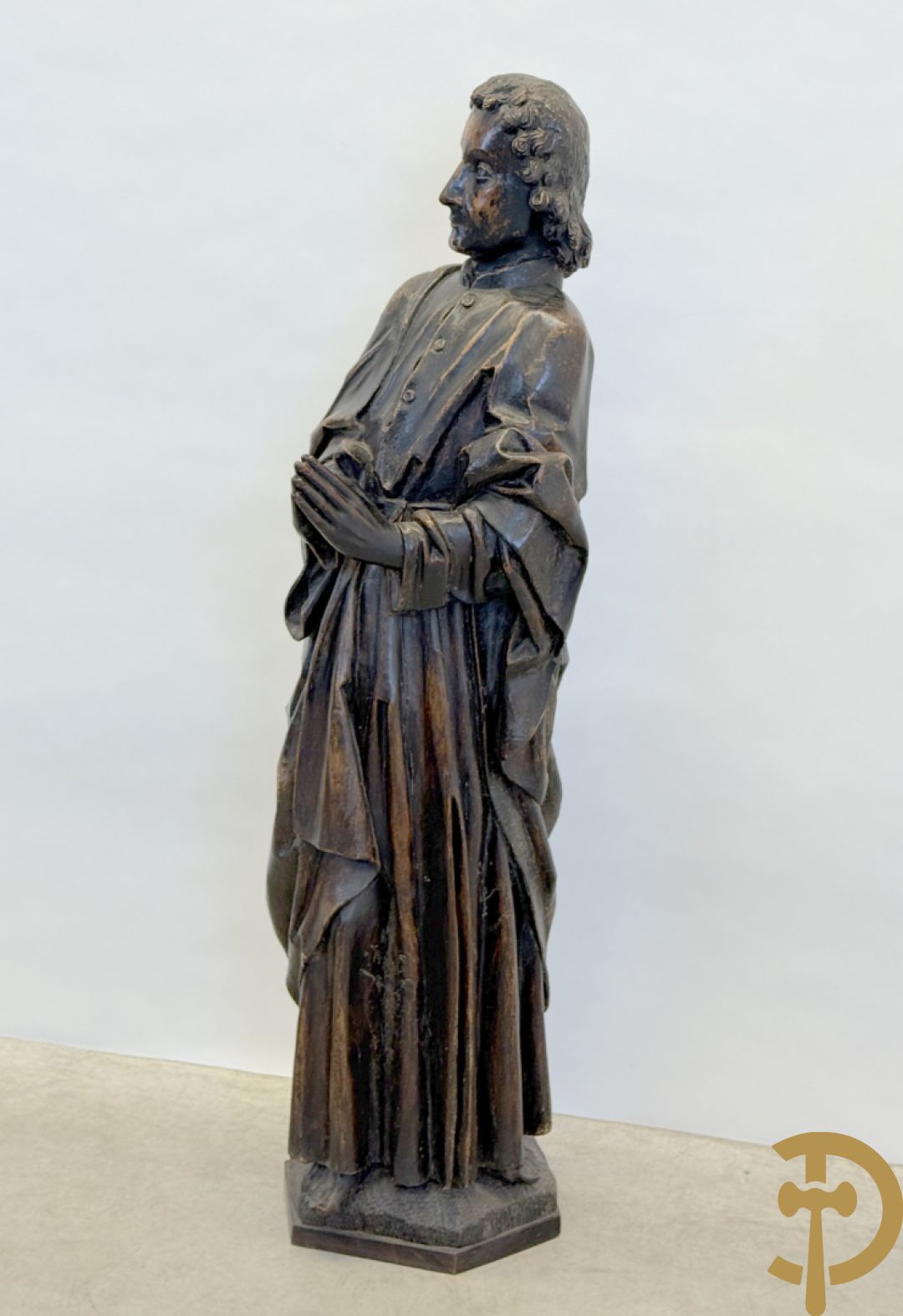Vlaamse houtsculptuur van apostel, 18e