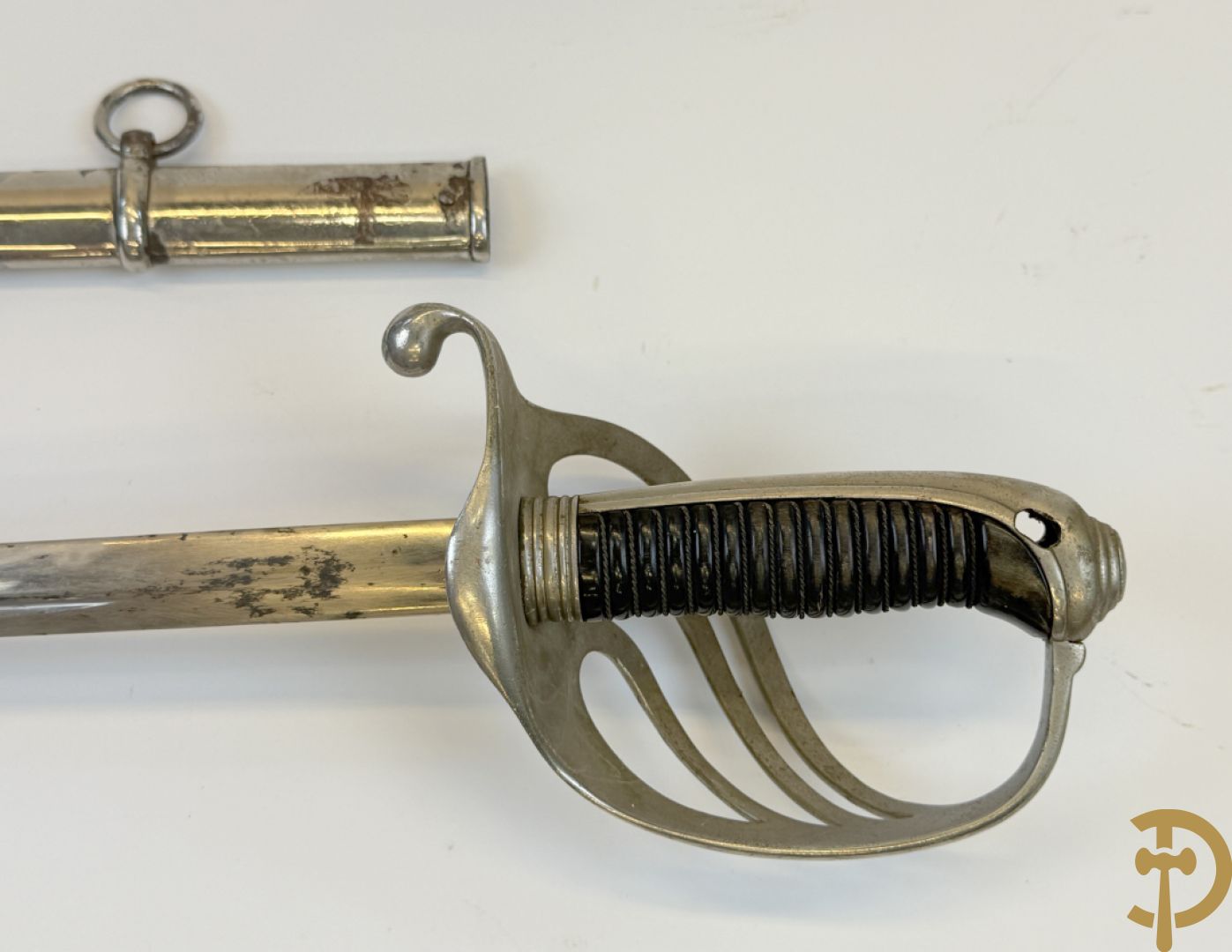 Sabel van de Franse infanterie in schede, model 1880