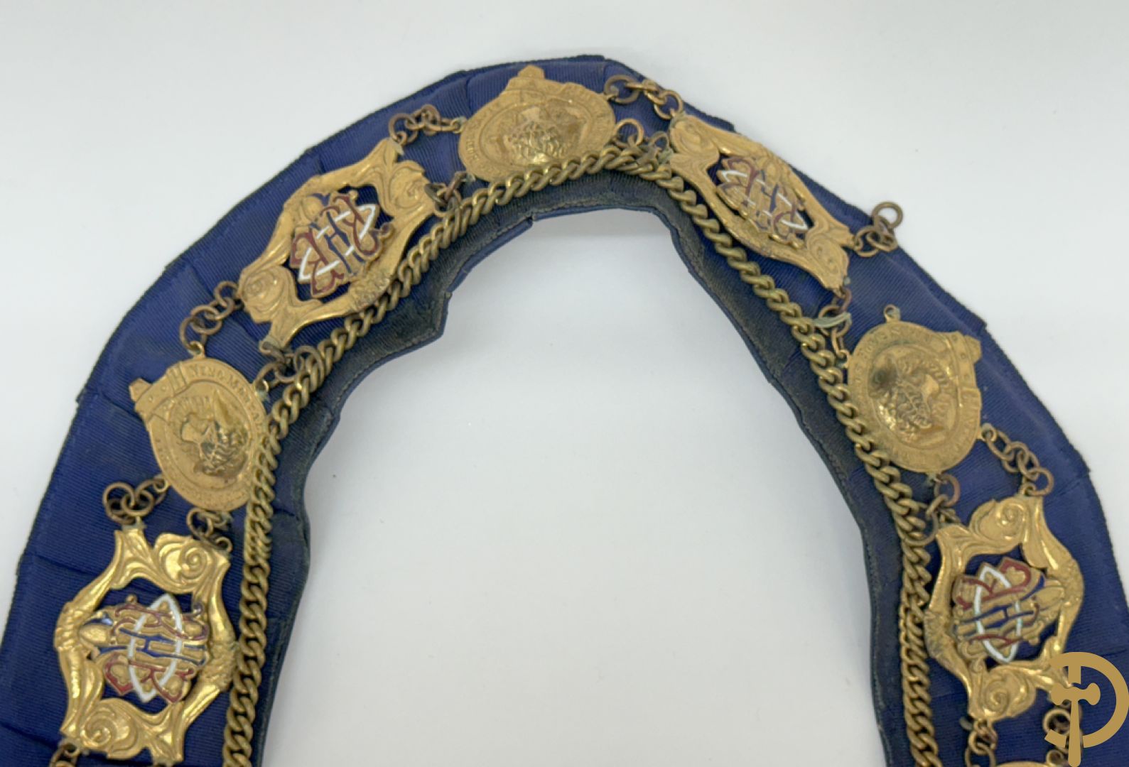 Halsband van de Vrijmetselarij met koperen ornamenten, Sint Marks Lodge, nummer 7311 GLE (Birmingham)