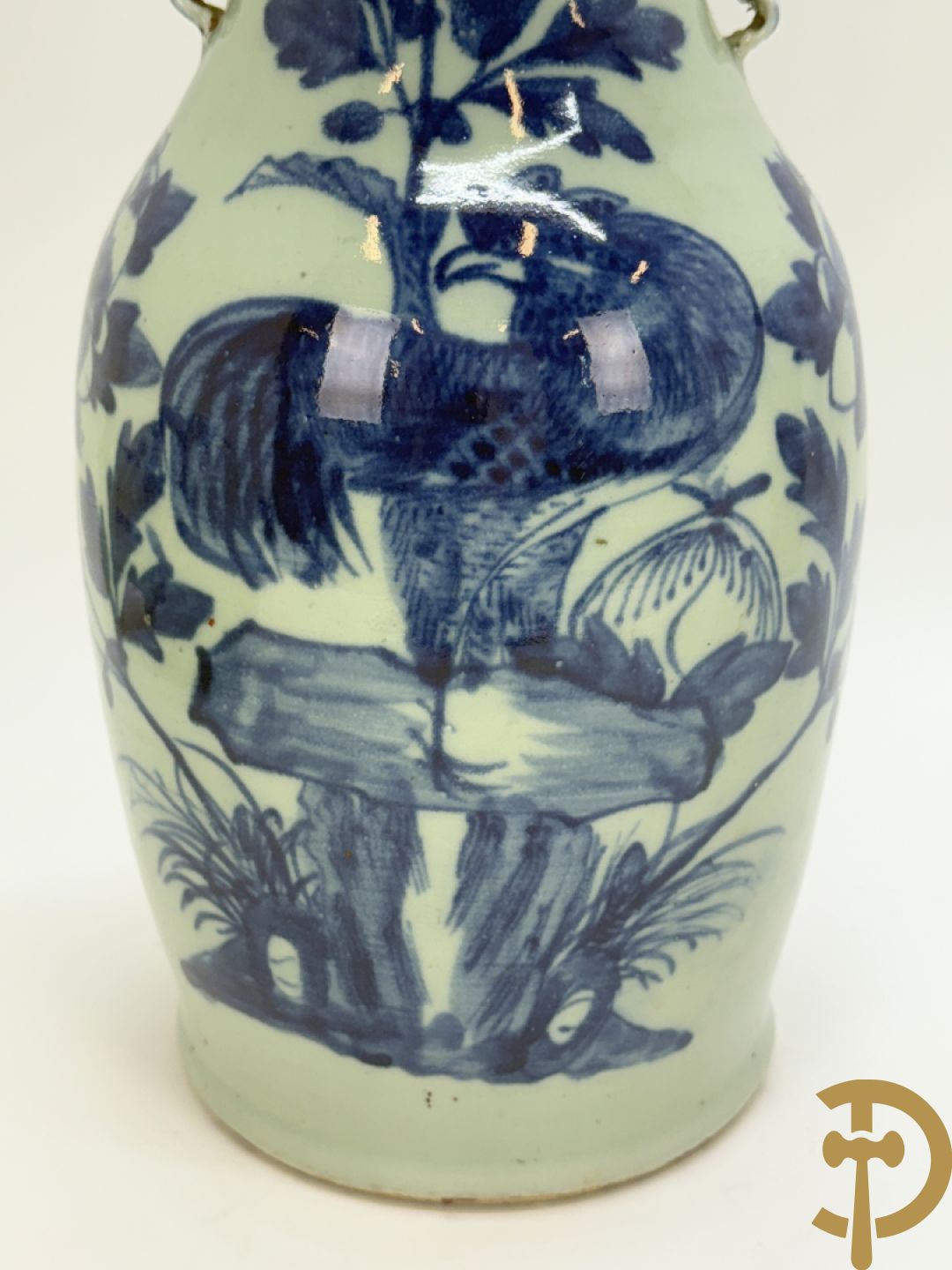 Paar Chinese porseleinen blauw/wit vazen met bloemendecor