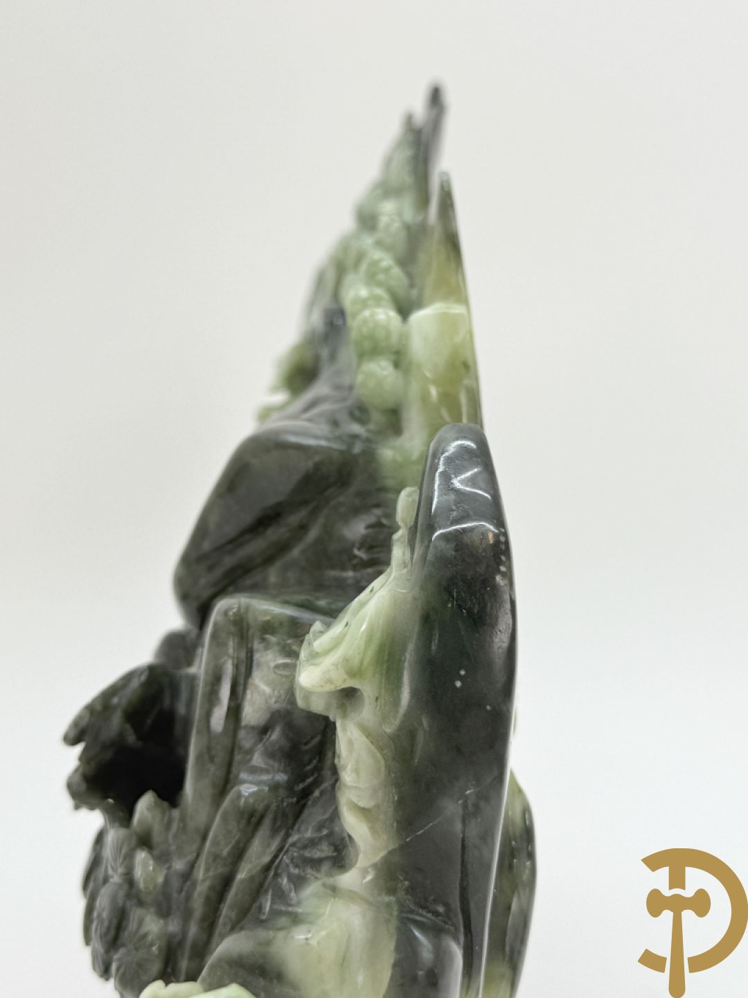 Aziatische sculptuur in jadeiet 