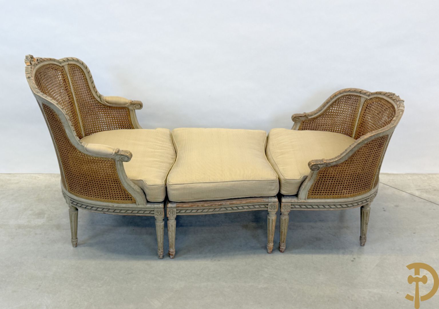 Louis XVI duchesse brisée met dubbele canage, gepatineerd, 19e