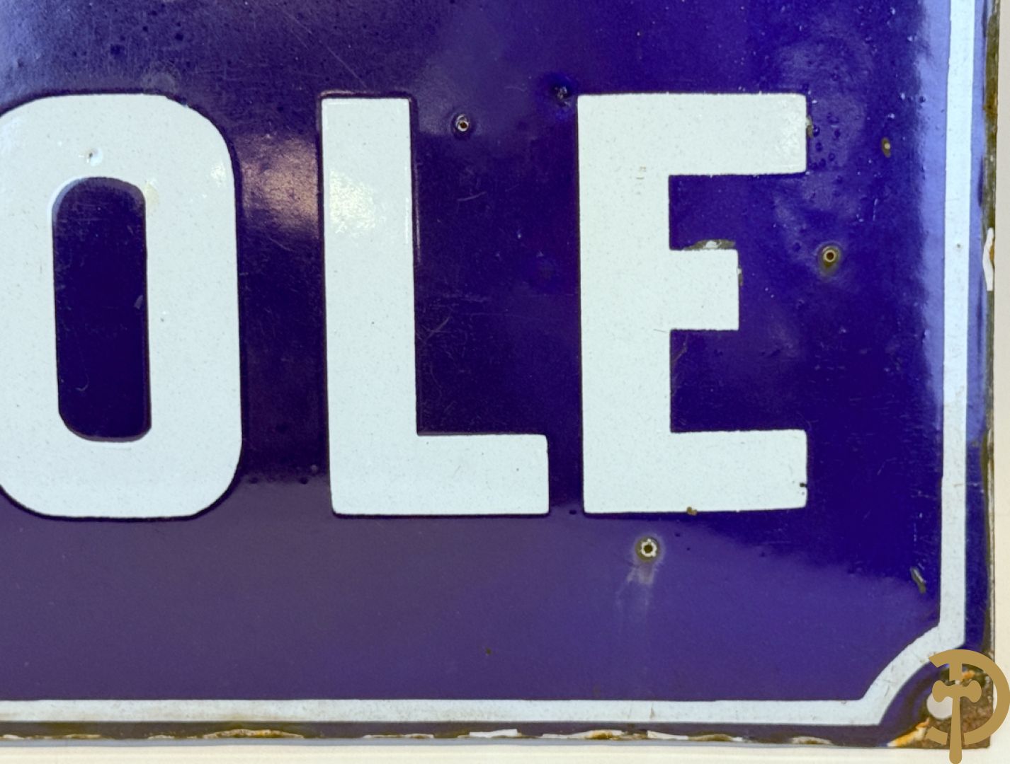Twee antieke email straatnaam borden + metalen straatnaambord