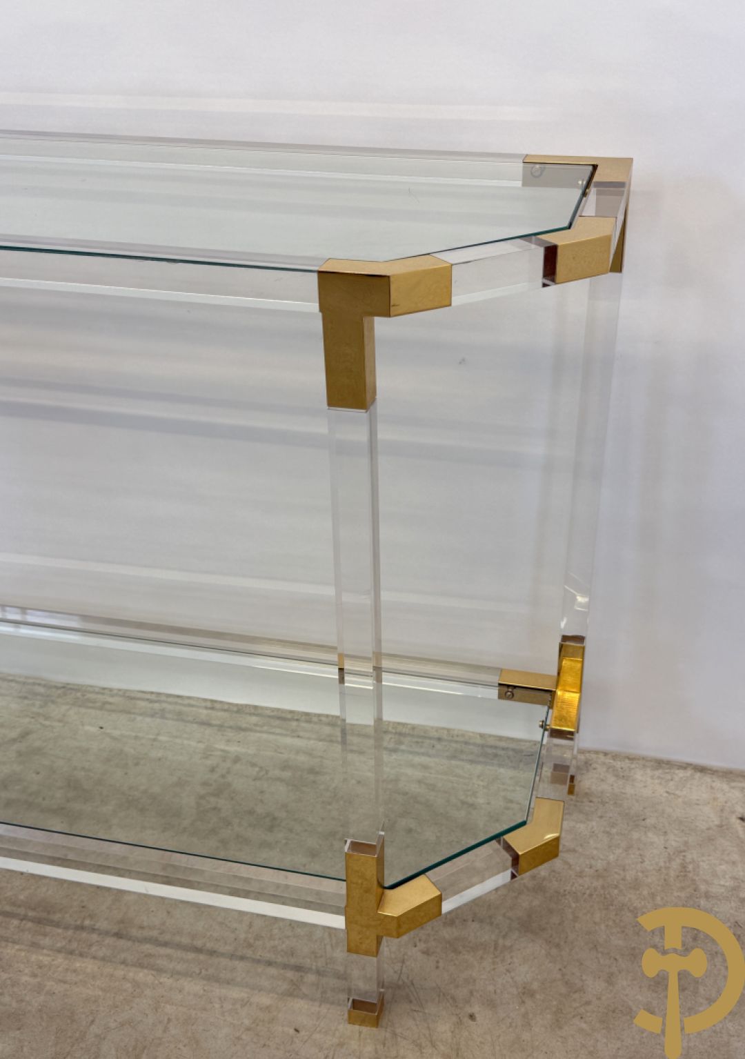 Twee plexi wandtafels met koperen ornamenten, jaren 