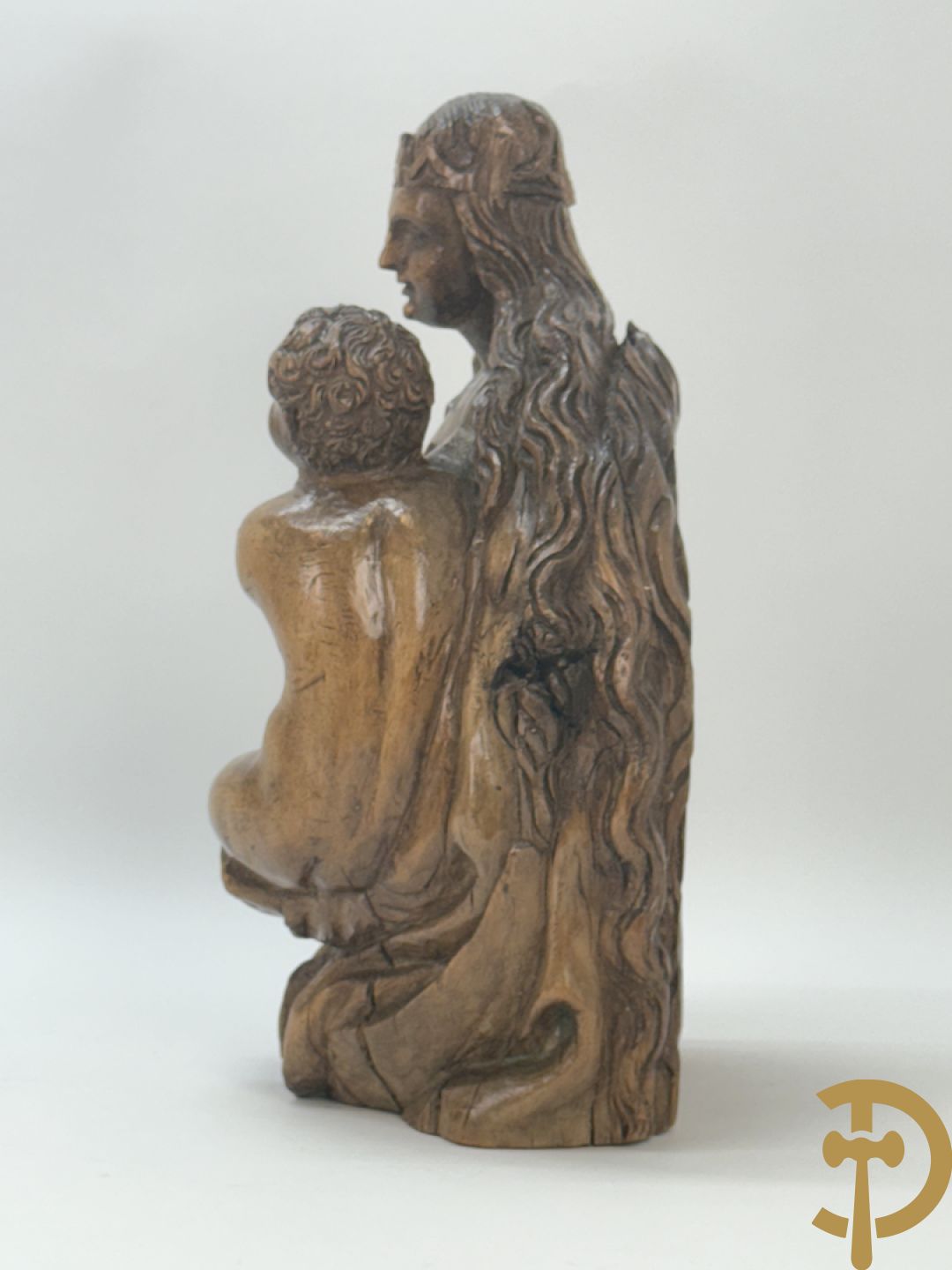 Houtsculptuur Madonna met kind
