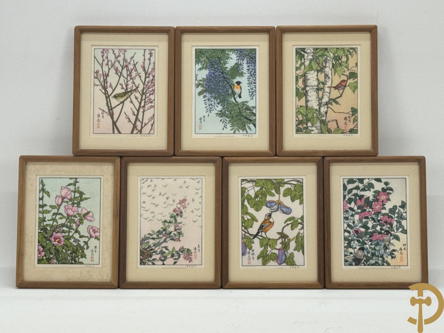 Zeven Japanse drukken met afbeeldingen van fauna en flora, gemaakt door The Franklin Gallery en getekend door Yoshida Toshi