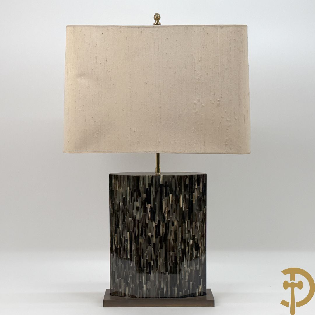 Vintage lampadaire met gestreept hoorn motief op koperen basis, jaren 