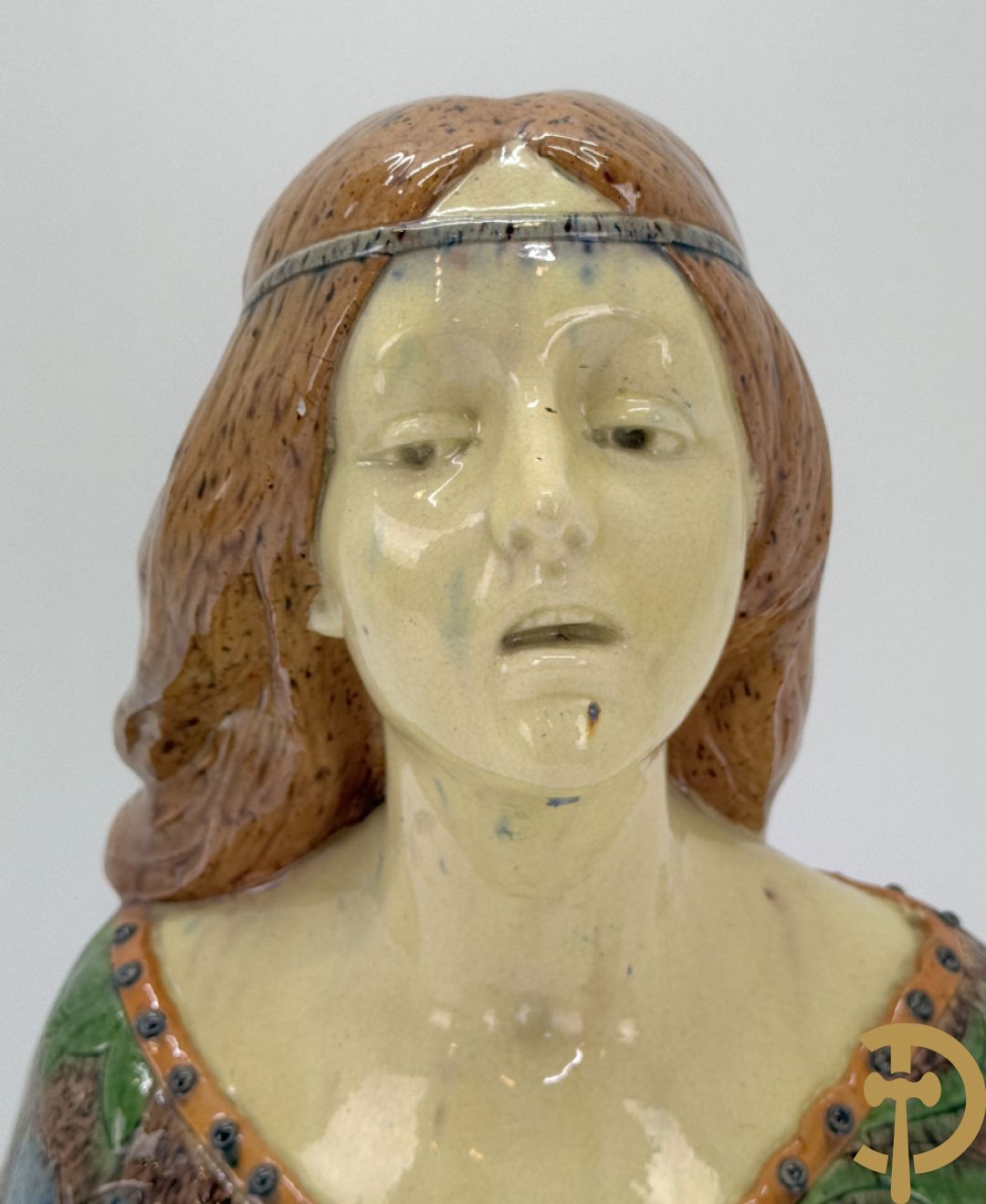 Vlaamse meerkleurige aardewerken Art Nouveau  buste Sint Cecilia