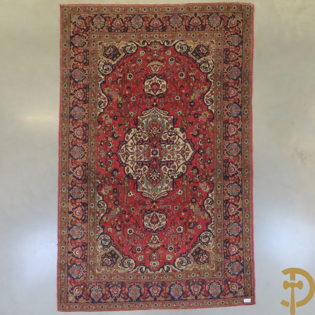 Perzisch handgeknoopt tapijt Ispahan, vroeg 20e