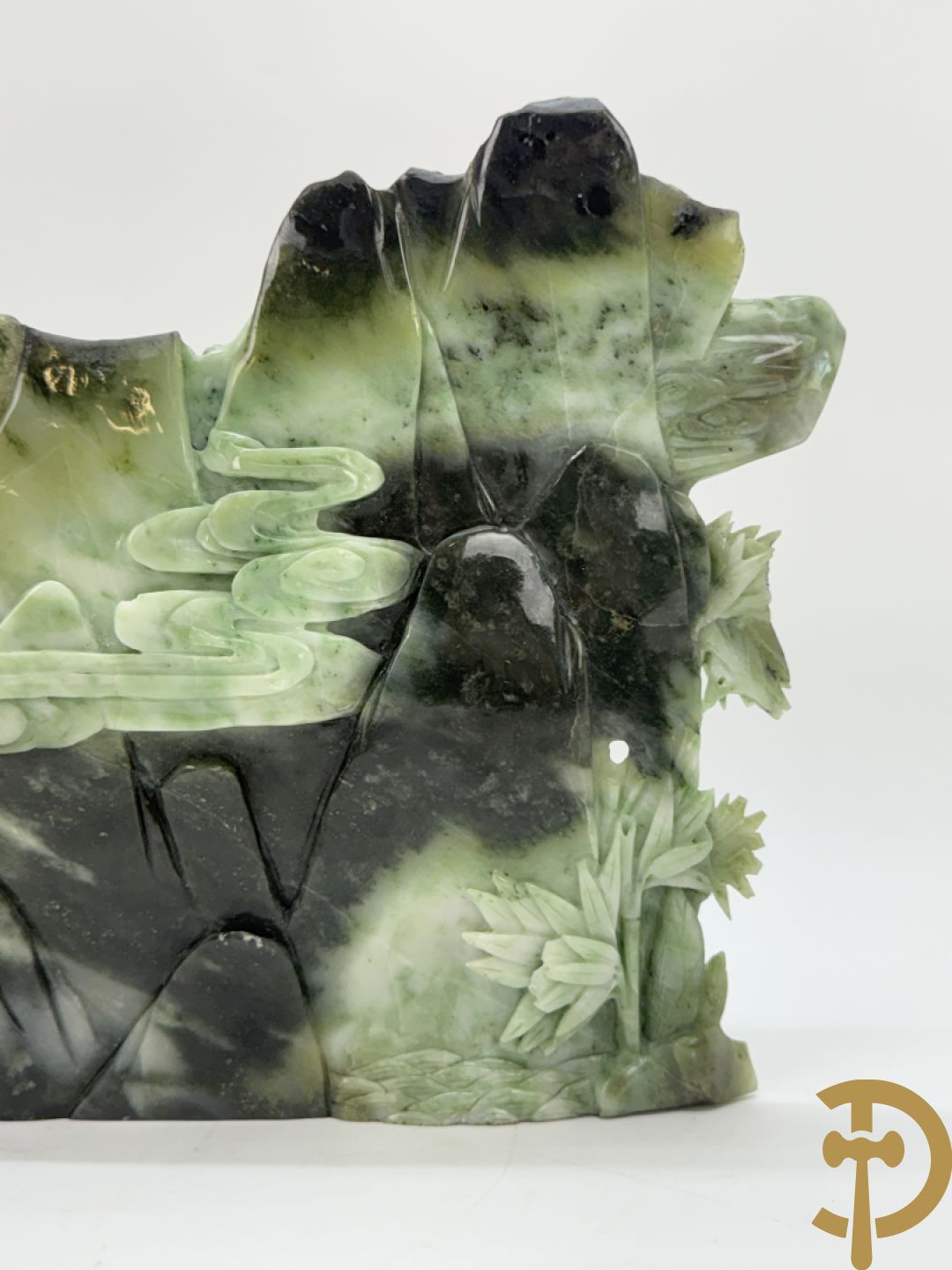 Aziatische sculptuur in jadeiet 