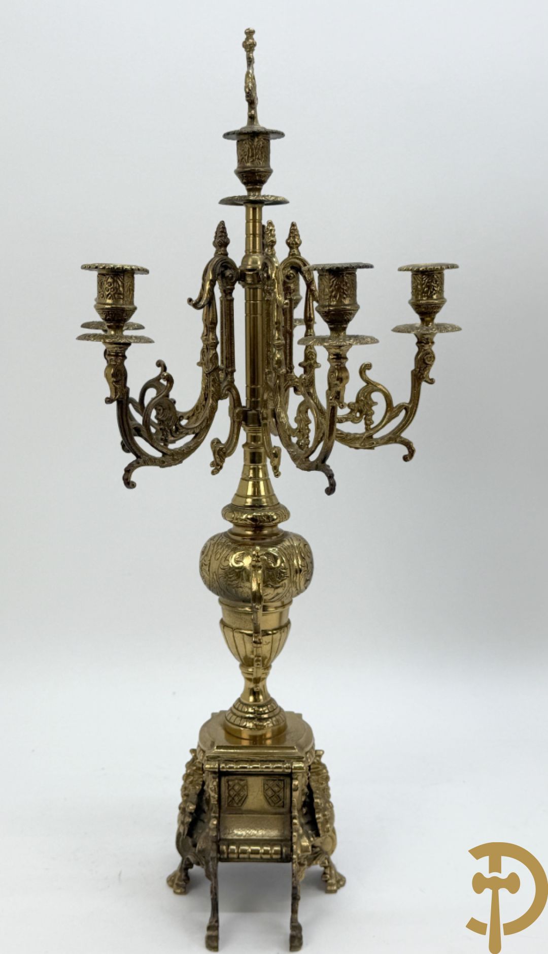 Driedelige vuurvergulde bronzen garnituur, Neo Renaissance stijl