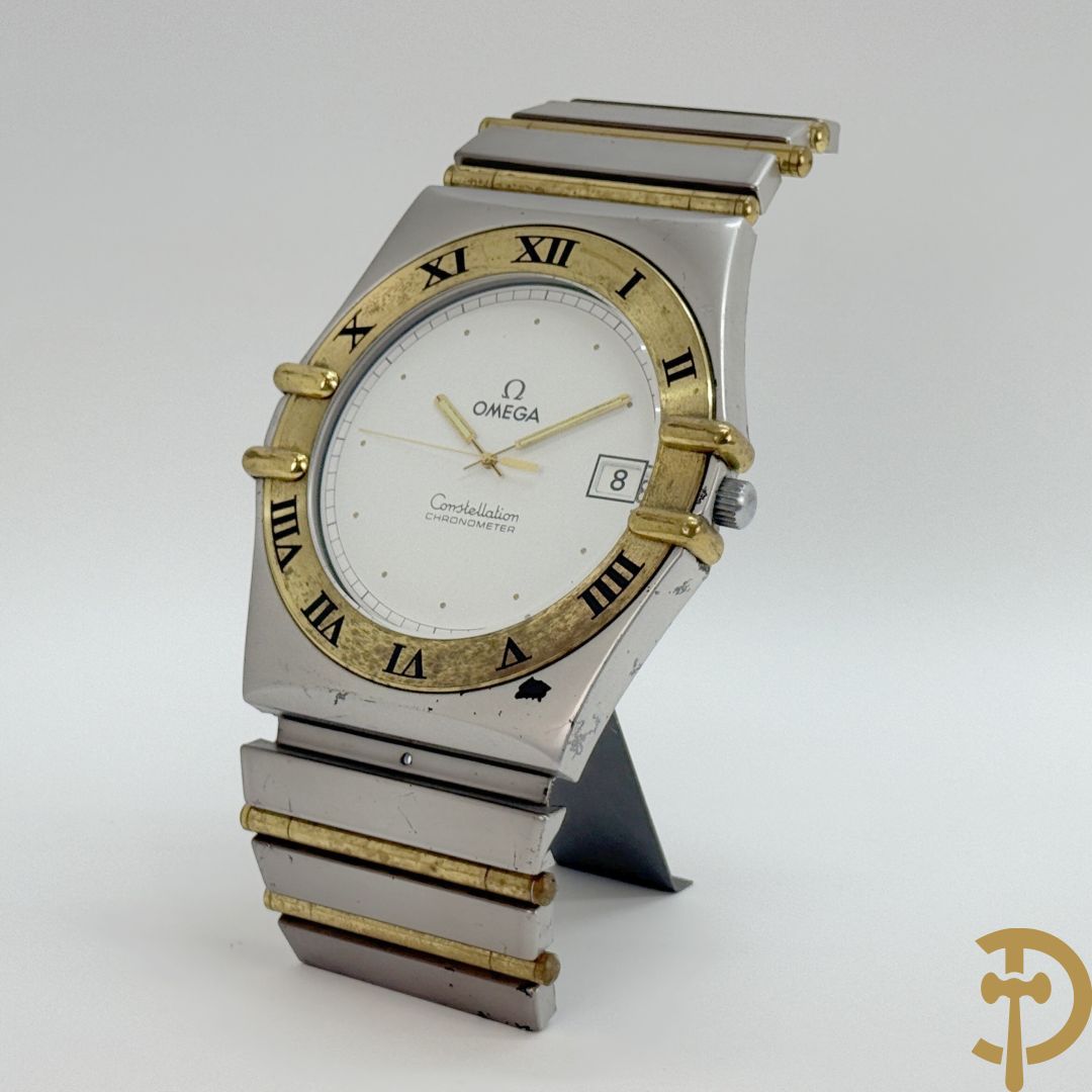 Etalage uurwerk Omega Constellation Chronometer