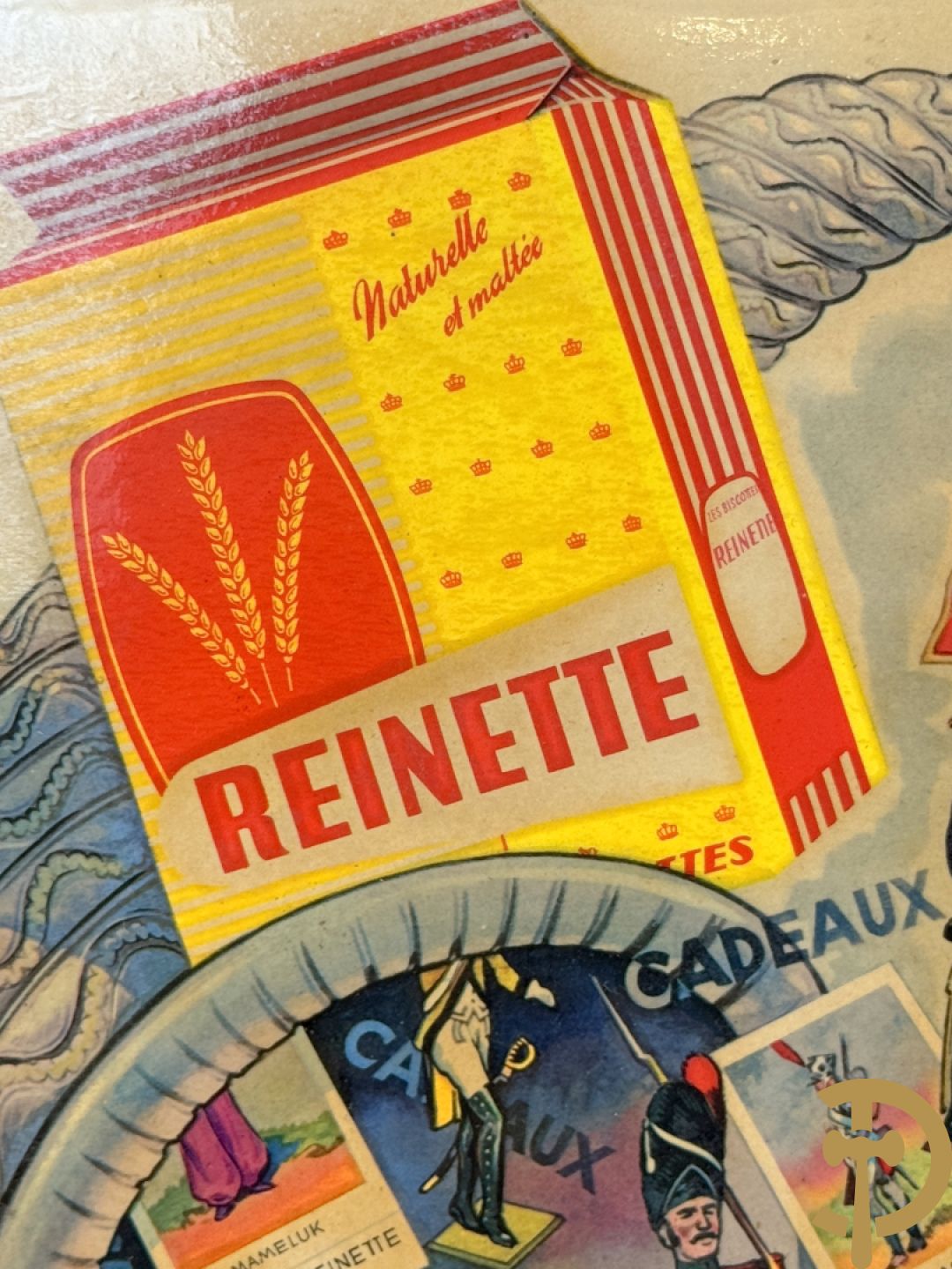 Lot kartonnen publiciteitsmateriaal o.a. Zan door Bernard Carant/Paris, G.ve Tessier Fils door Max Sidaine en Biscottes Reinette