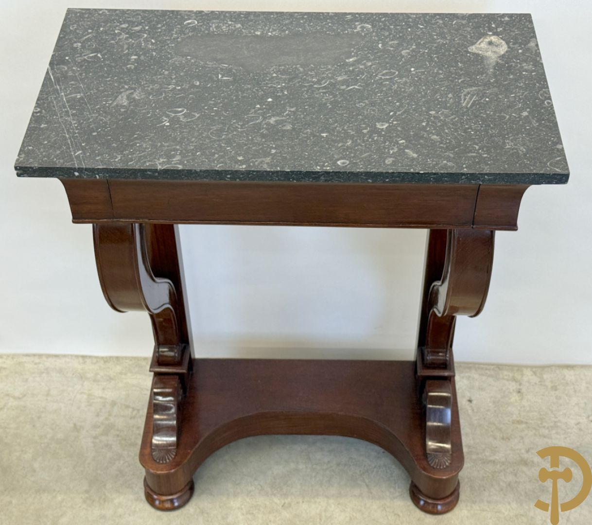 Mahoniehouten console met lade en arduinen blad, Charles X