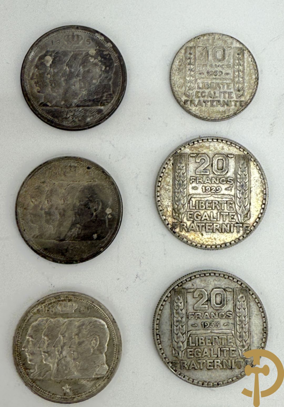 Reeks massief zilveren munten w.o. oude 5 Frank stukken van België en Frankrijk, belgische zilveren munten van 100, 250 en 500 Frank + zilveren munten van 1 Gulden Nederland