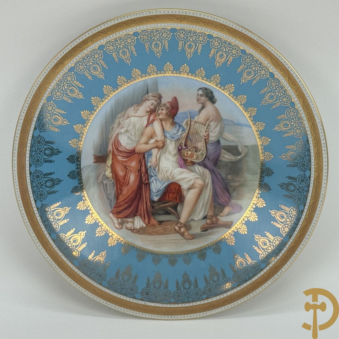 Weens porseleinen bord met musicerende dames, decor Carlsbad