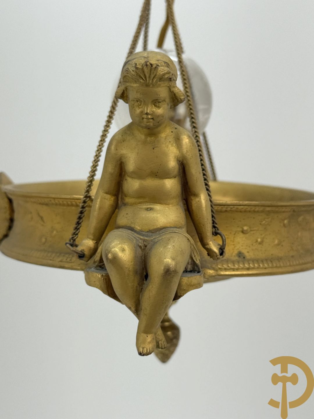 Vuurverguld bronzen hall lantaarntje met zittende cupido