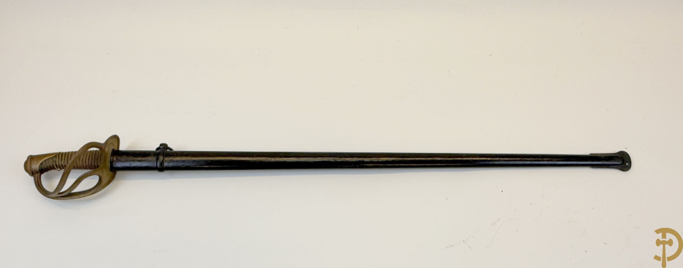 Sabel van de Franse cavallerie in schede