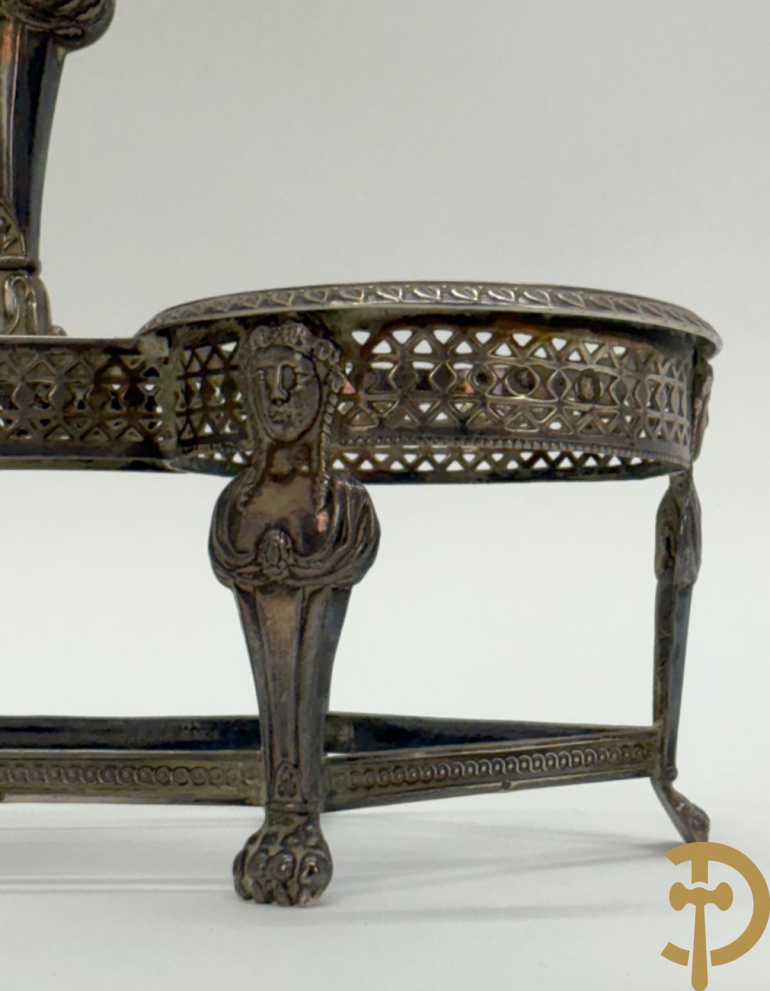 Drie massief zilveren Empire houders, gemerkt AM monogram