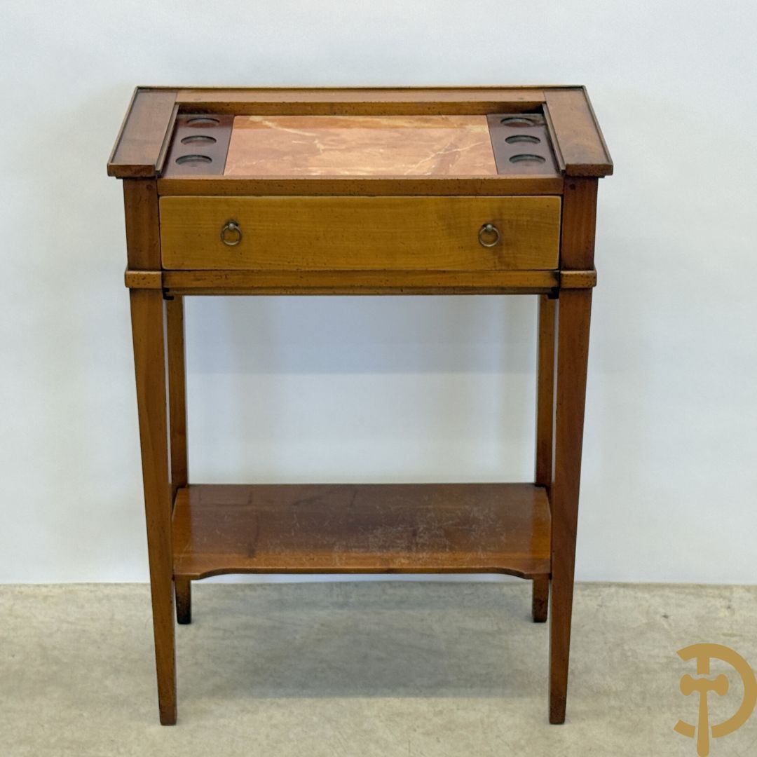 Kerselaren wandtafel met marmeren blad en ingebouwde borrelglaasjes