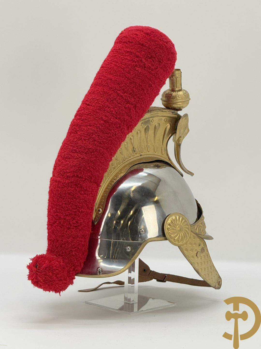 Metalen helm van de Republikeinse garde van de Ivoorkust