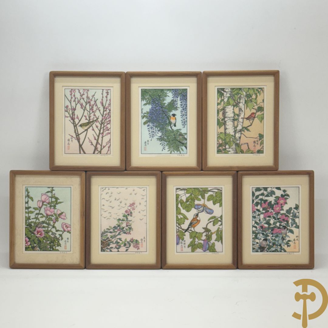 Zeven Japanse drukken met afbeeldingen van fauna en flora, gemaakt door The Franklin Gallery en getekend door Yoshida Toshi