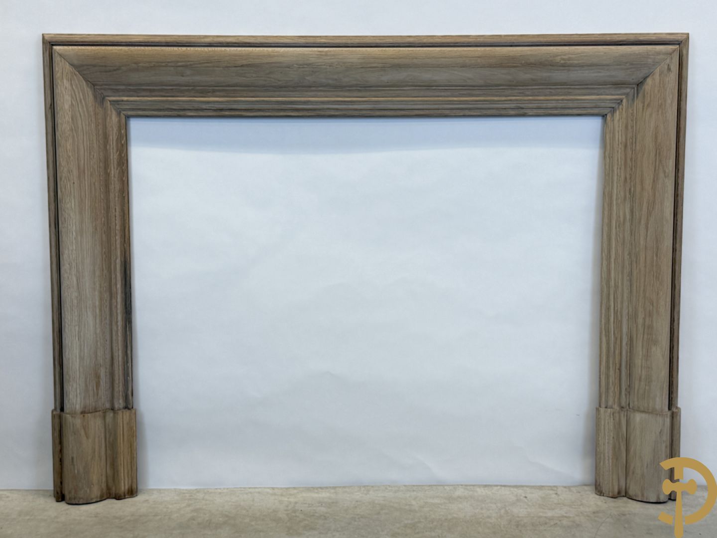 Eiken schouwmantel met gestoken molures