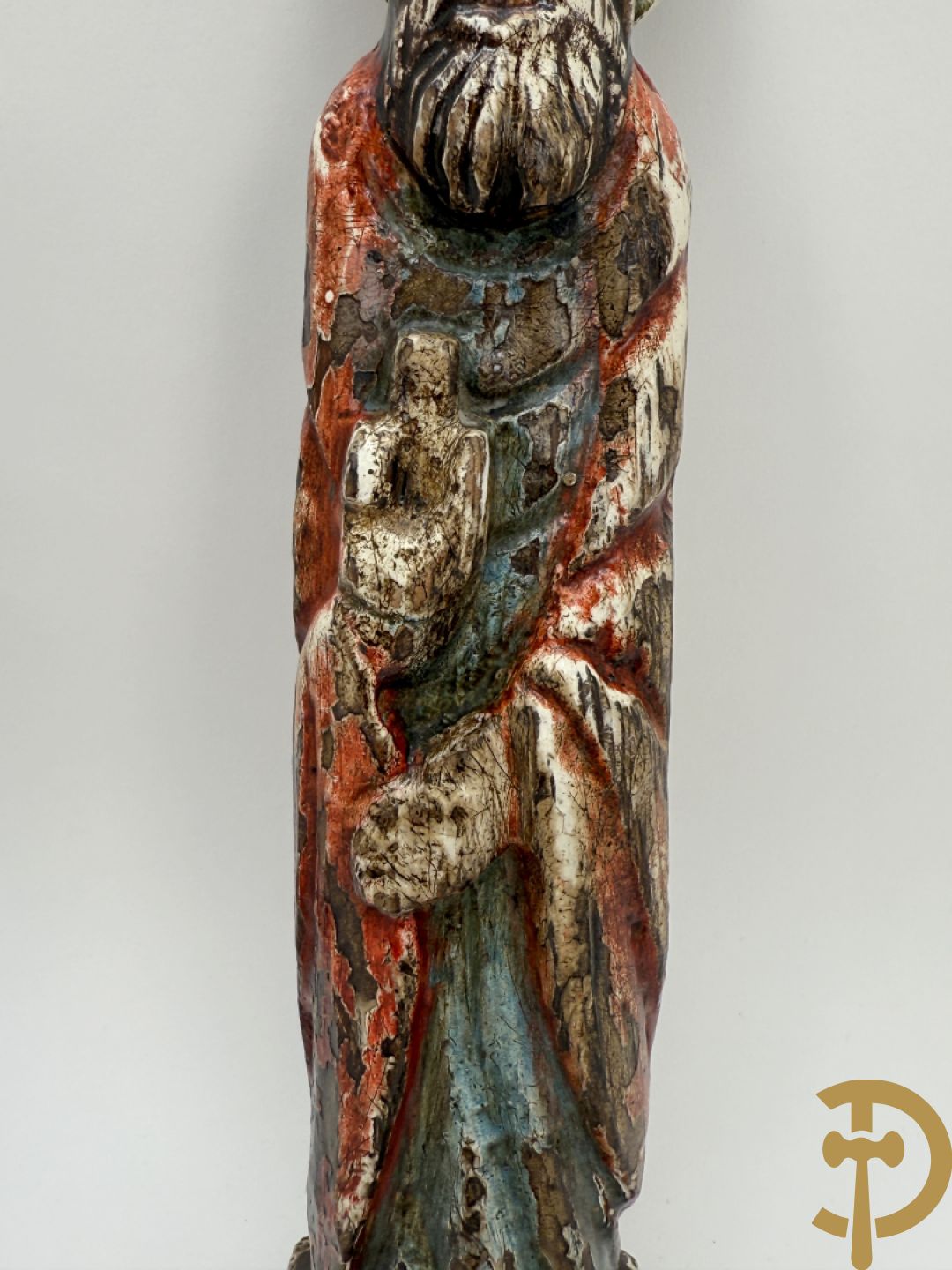 Houtgesculpteerde en vergulde Madonna met kind + gepolychromeerde houten Christusfiguur