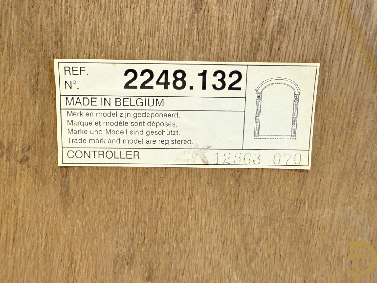 Vergulde boogvormige spiegel met zijdelings ionische zuilen, Deknudt, Vintage, jaren 