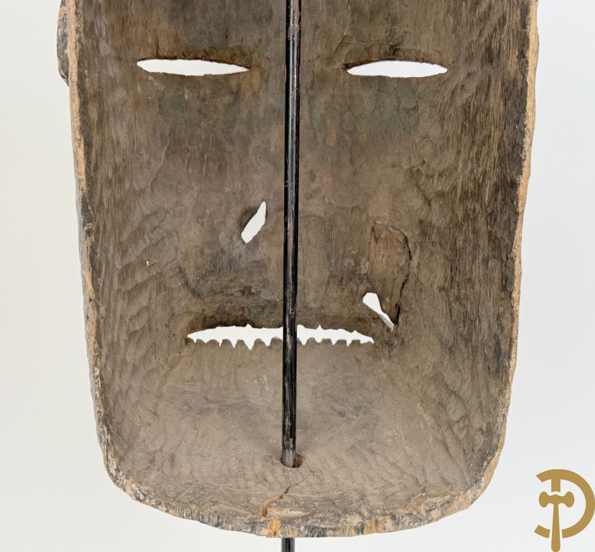 Afrikaans masker met bolle wangen, stam Suku