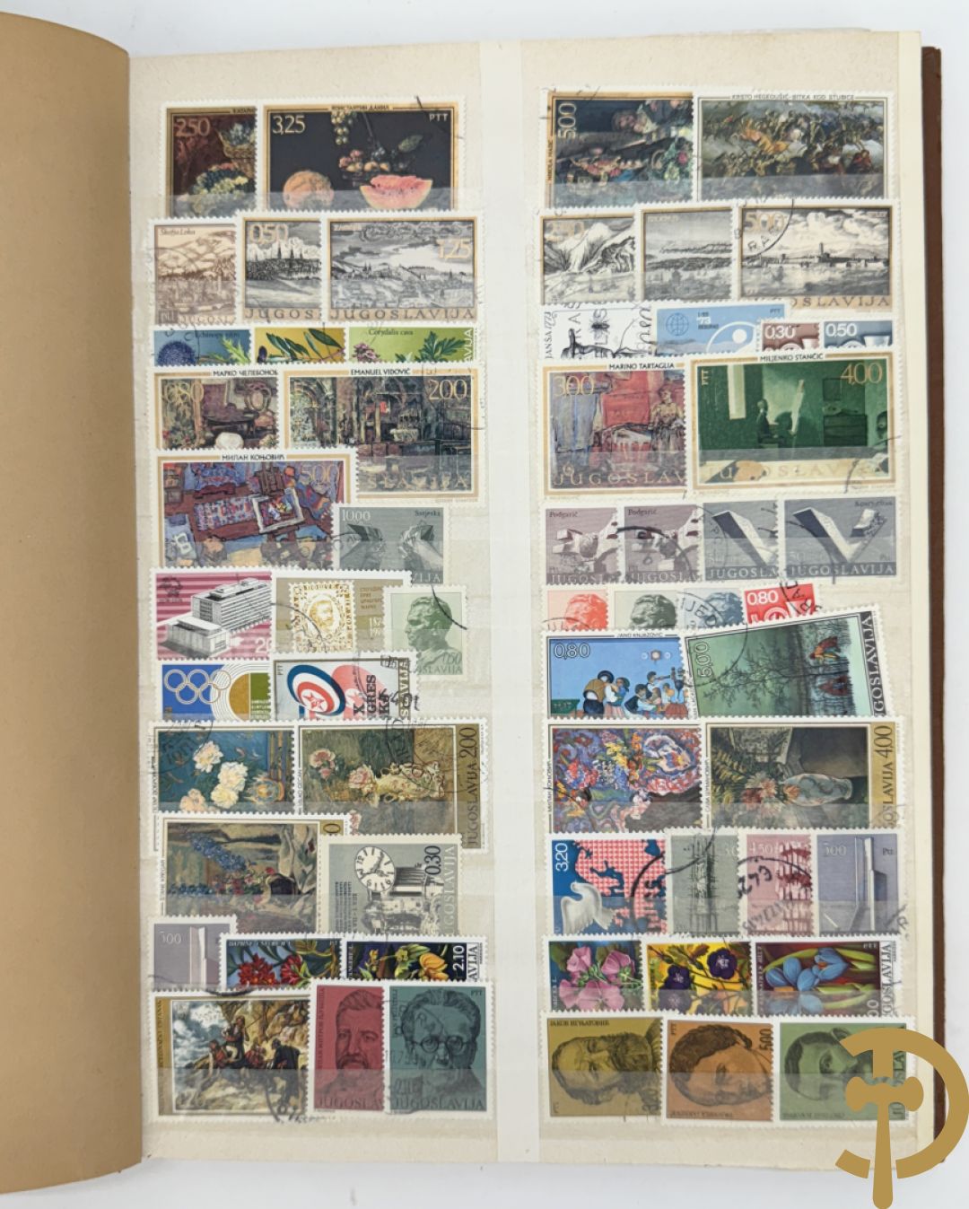 10 postzegelalbums van o.a. Duitsland, Congo, België, ... - Heel divers met veel zeldzame zegels