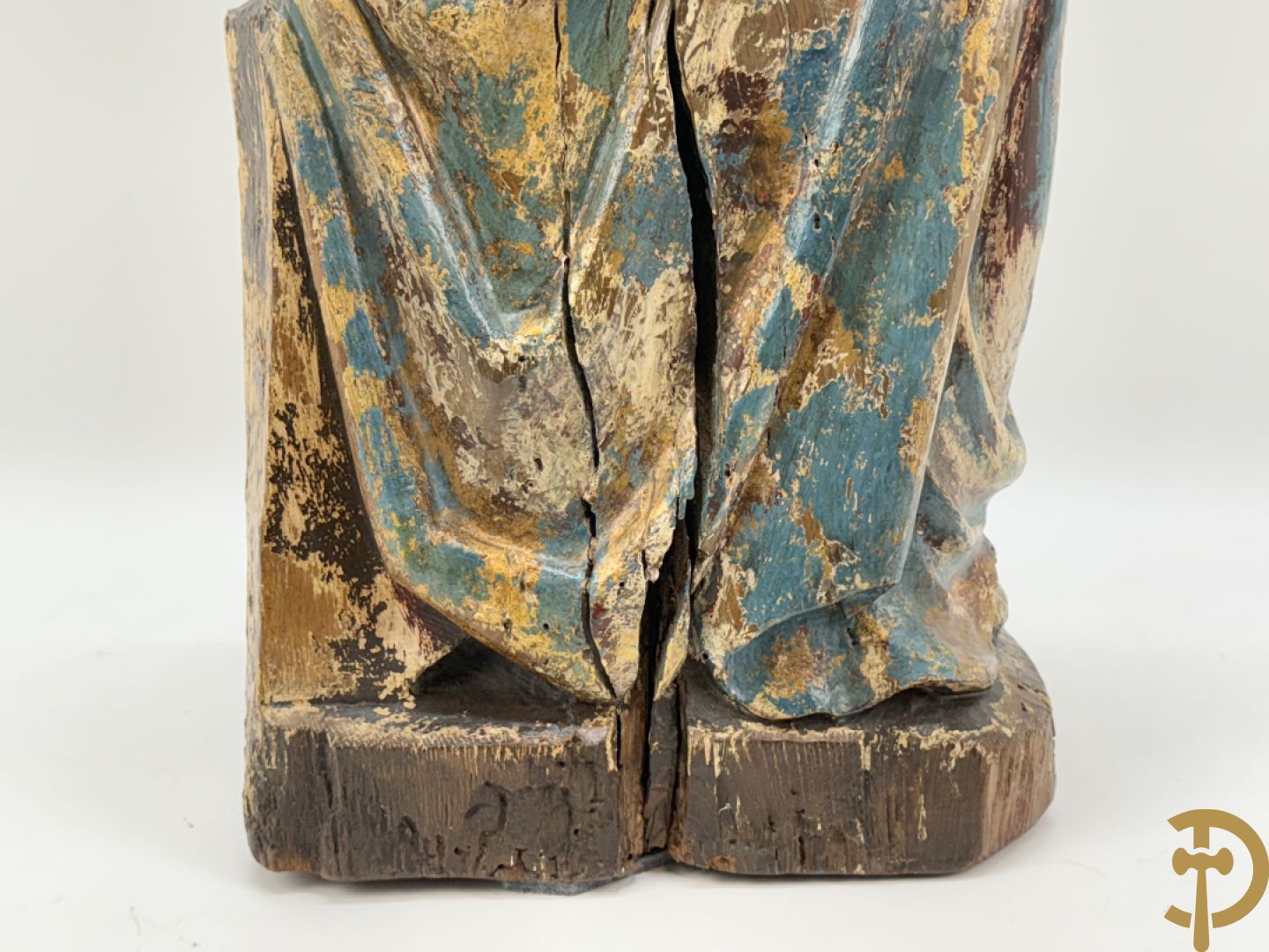 Houtsculptuur gepolychromeerde zittende Madonna met kind op de schoot, Zuid Europees