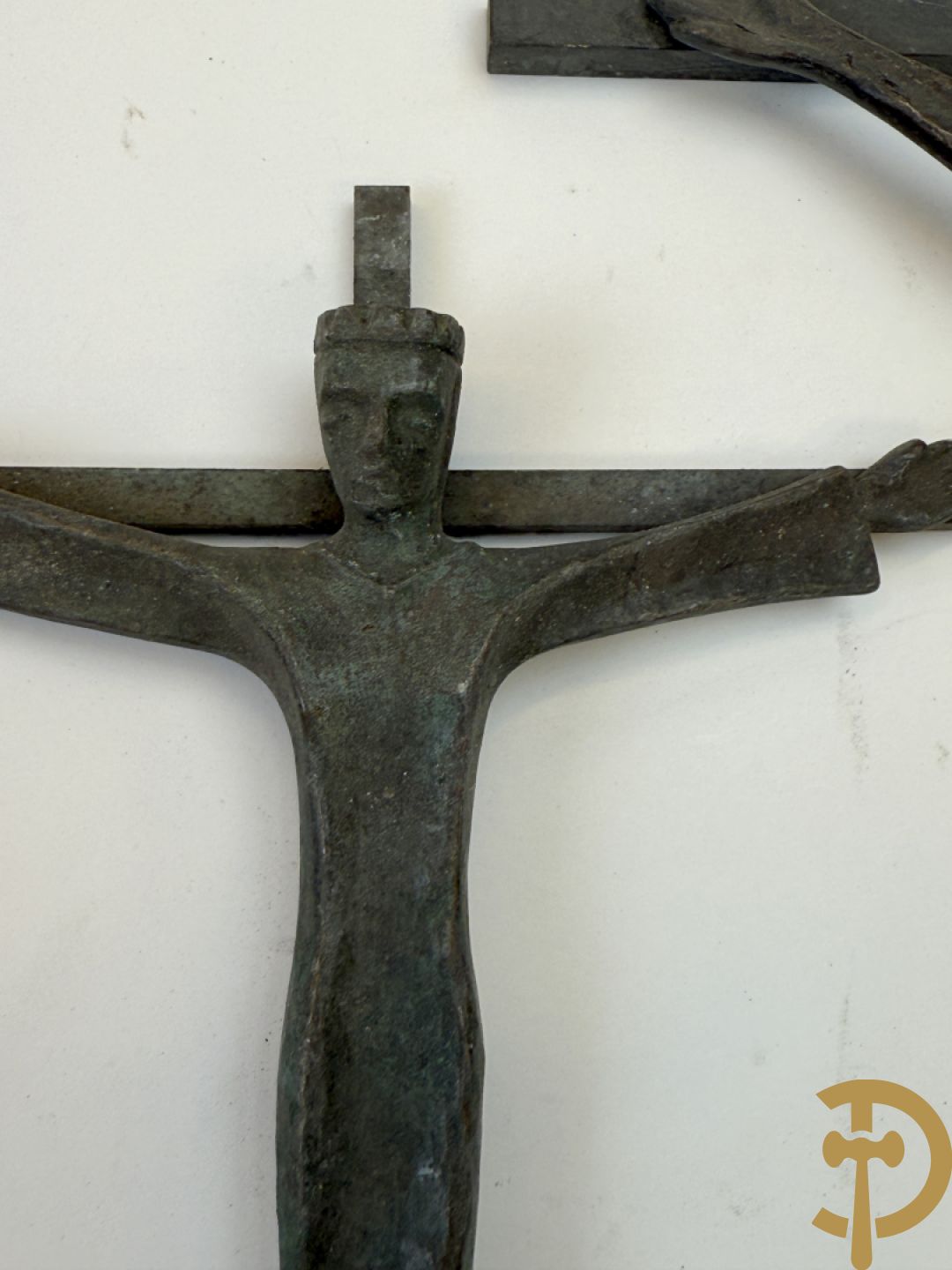 VAN DER DONCKT getekend : Lot bronzen religieuse beeldjes en corpussen