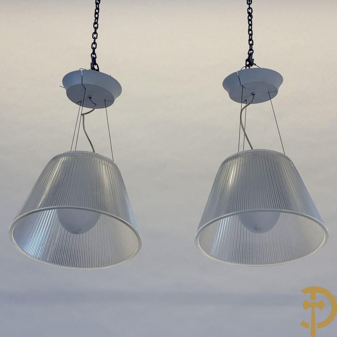 Paar Floss Romeo Moon hanglampen, ontworpen door Starck Philippe