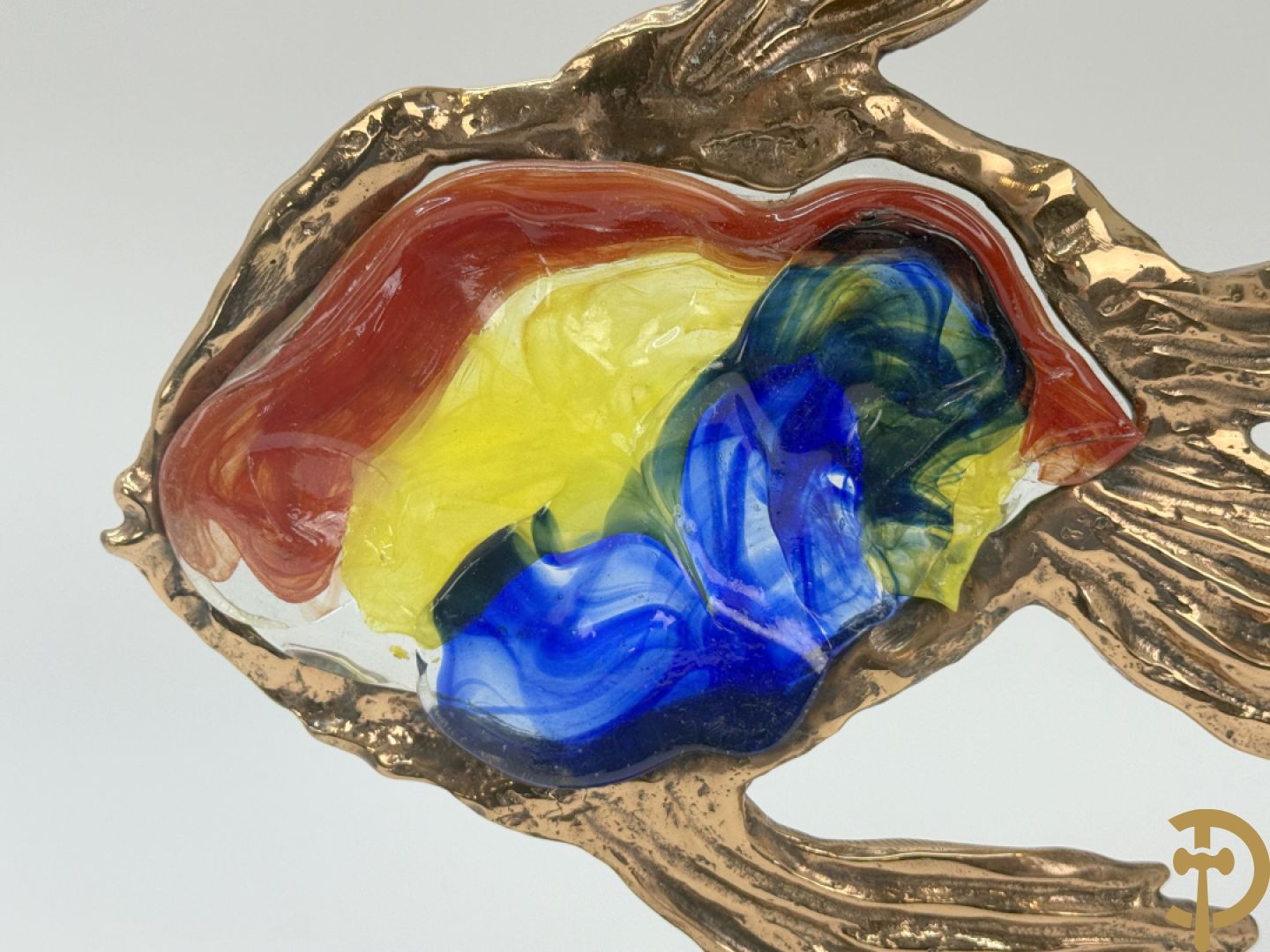LOHE getekend - Bronssculptuur van vis met glaspasta