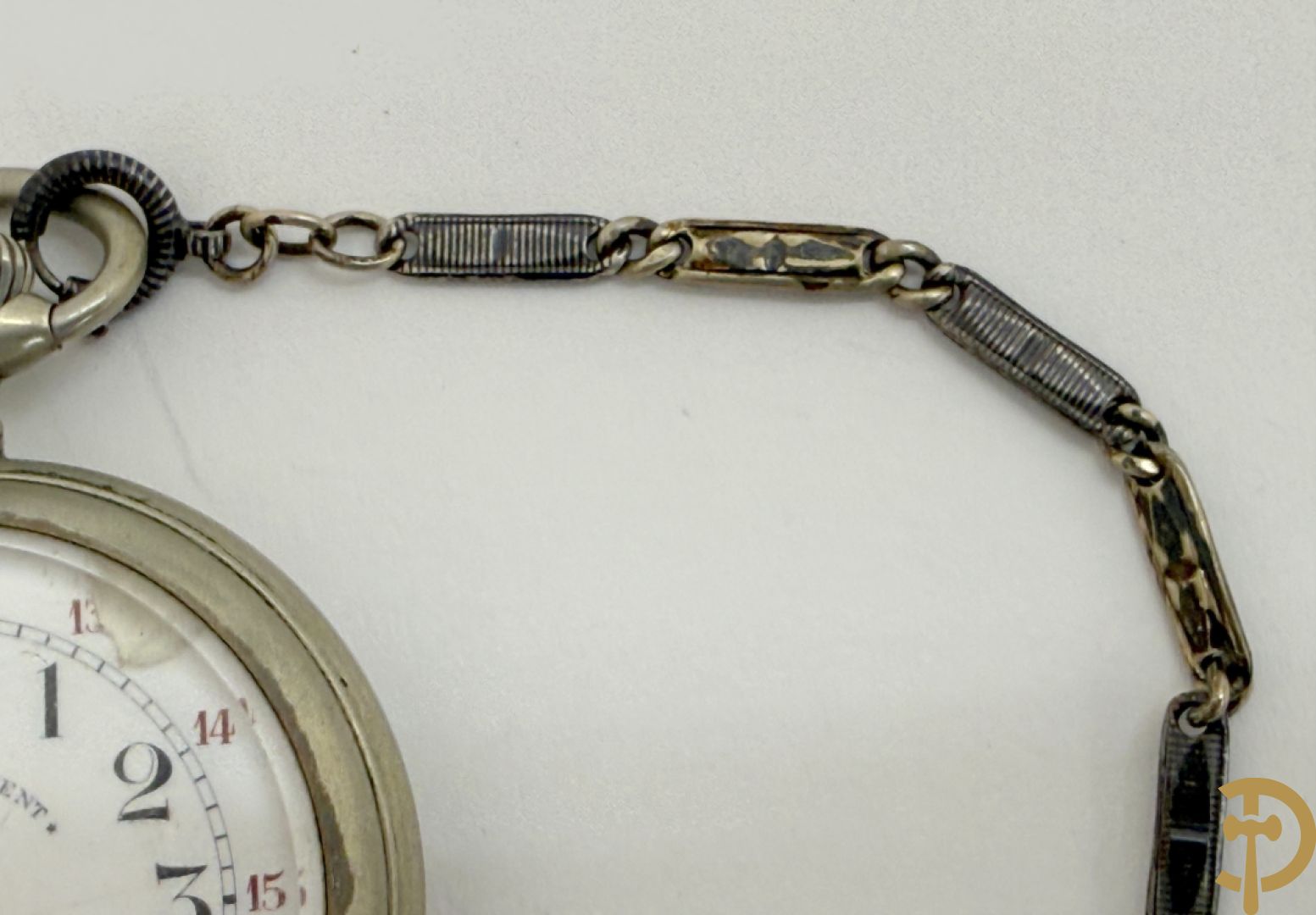 2 zakhorloges Roskpf + zakhorloge met jachtmotieven + zakhorlogehanger + 2 zakhorlogekasten + chrono (na te zien) + zakhorloge Bacschmed