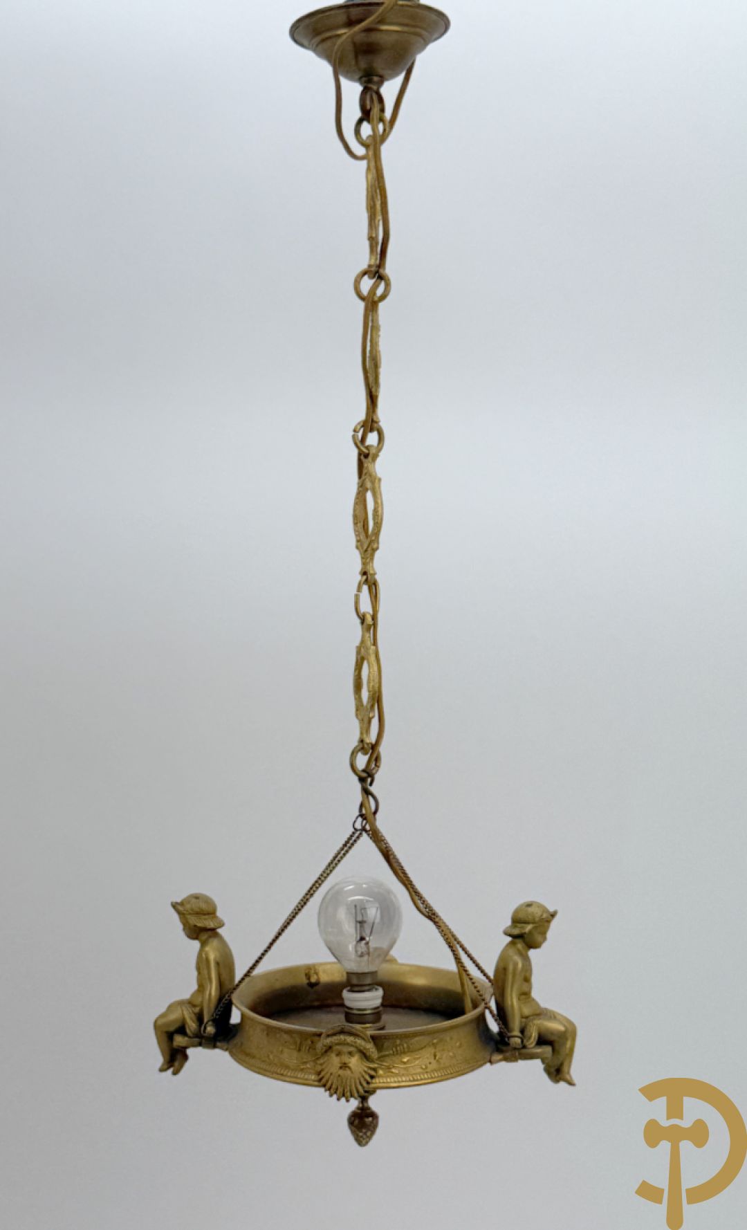 Vuurverguld bronzen hall lantaarntje met zittende cupido