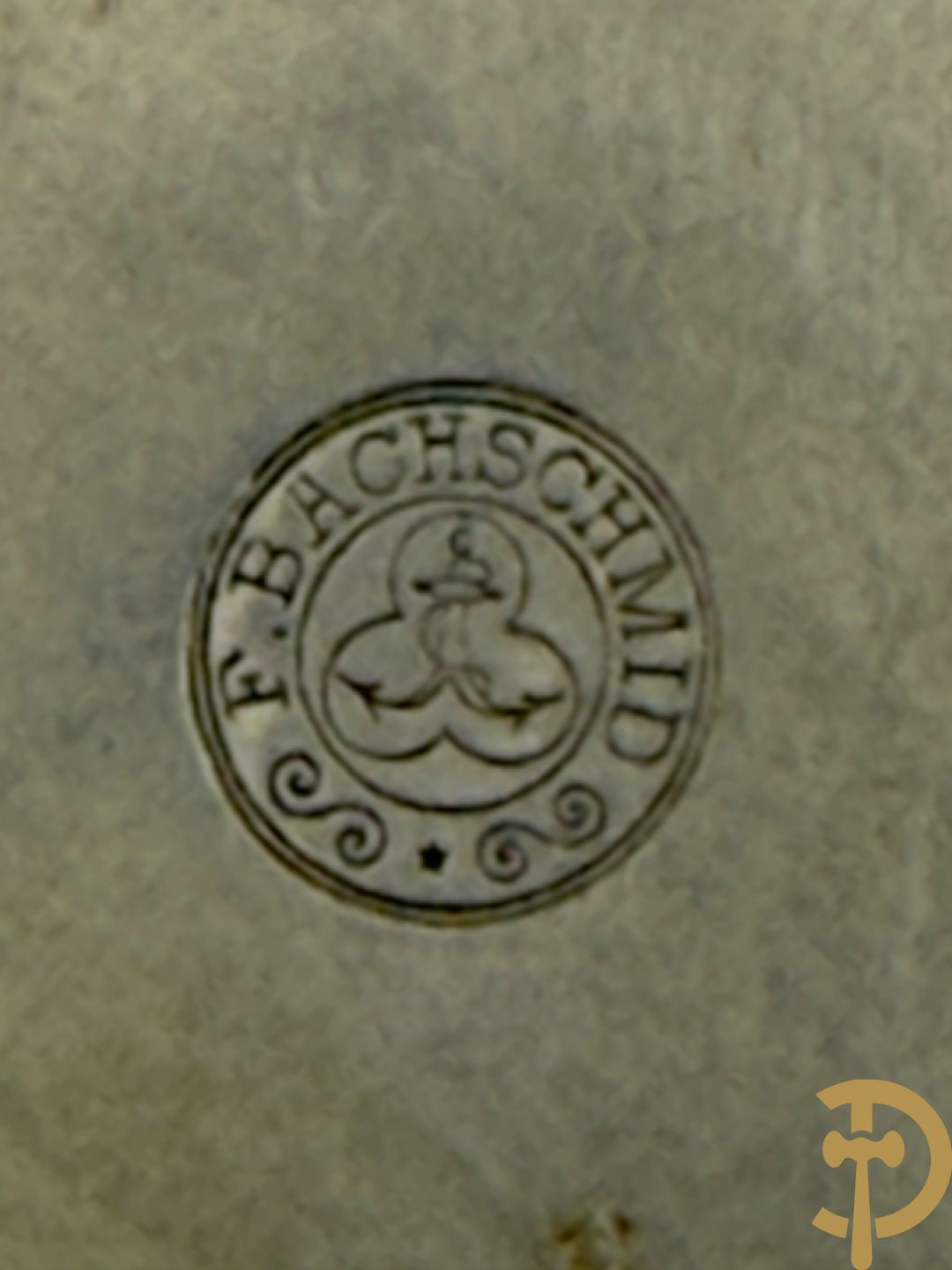 2 zakhorloges Roskpf + zakhorloge met jachtmotieven + zakhorlogehanger + 2 zakhorlogekasten + chrono (na te zien) + zakhorloge Bacschmed