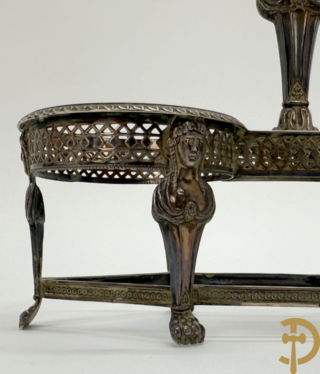 Drie massief zilveren Empire houders, gemerkt AM monogram