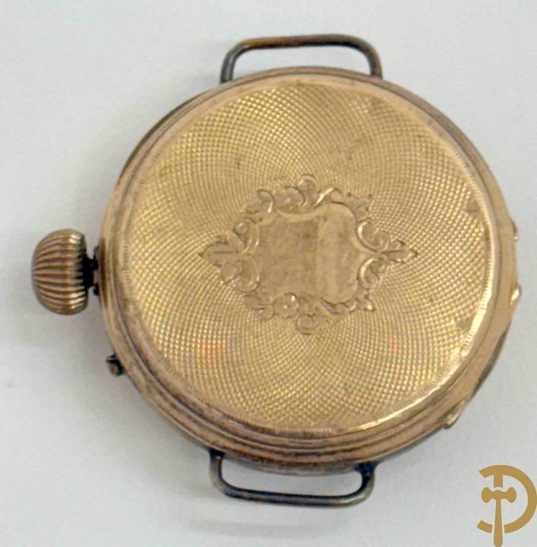 Twee dameshorloges met gouden kast