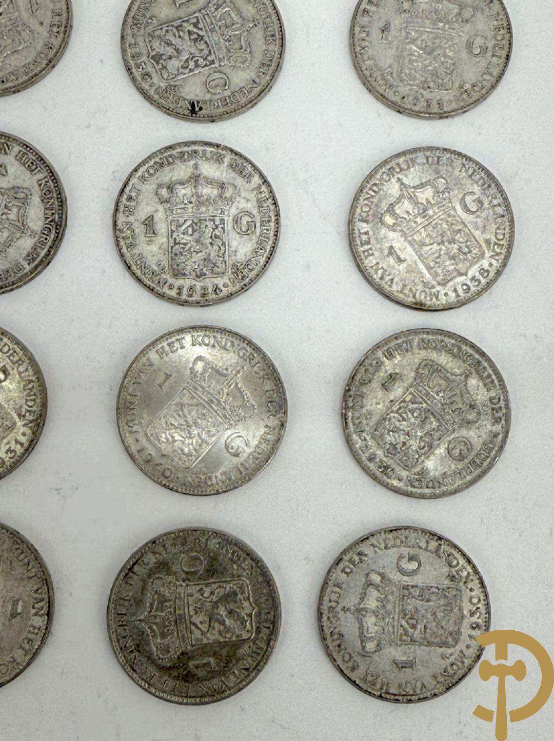 Reeks massief zilveren munten w.o. oude 5 Frank stukken van België en Frankrijk, belgische zilveren munten van 100, 250 en 500 Frank + zilveren munten van 1 Gulden Nederland