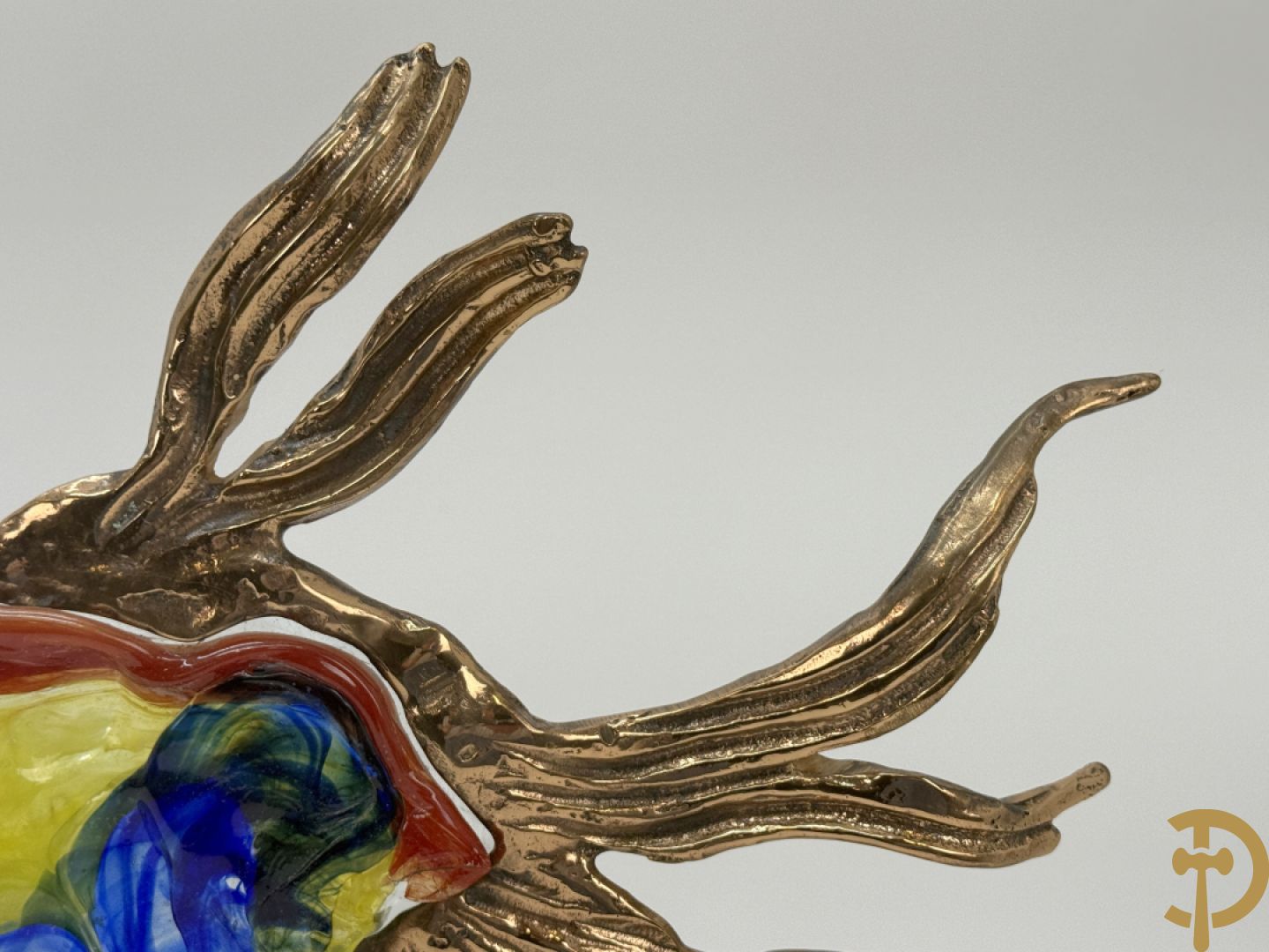 LOHE getekend - Bronssculptuur van vis met glaspasta