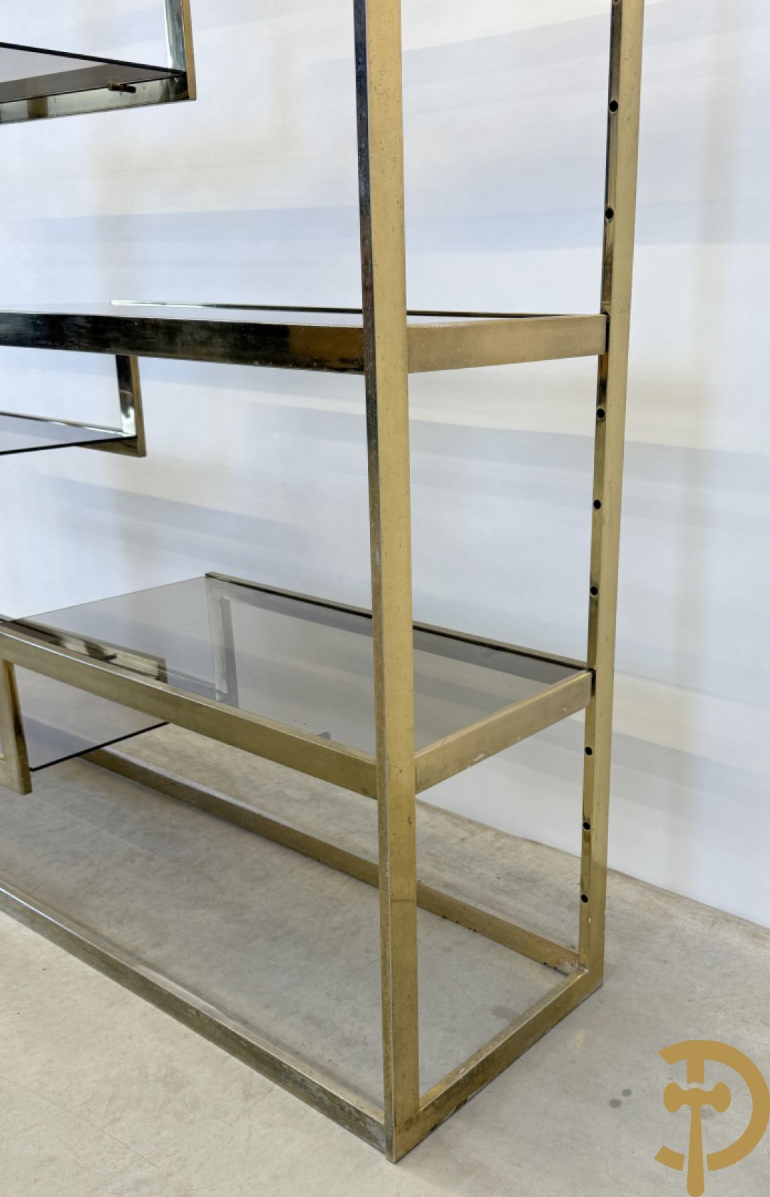 Etagère Belgochrom met fumé glas, jaren 