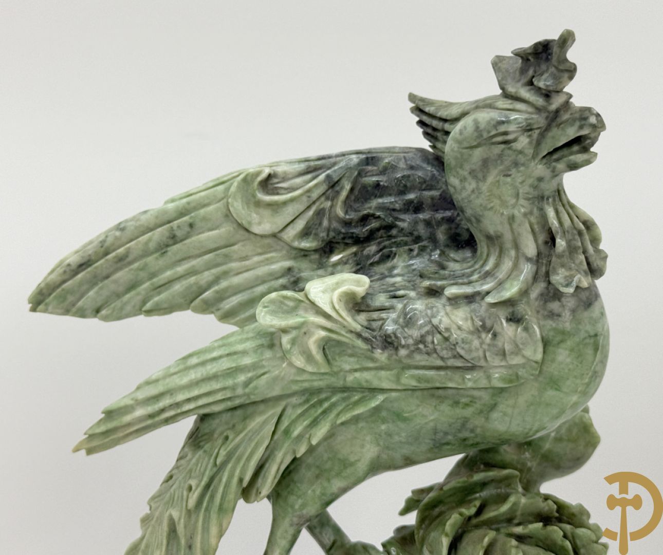 Paar Aziatische sculpturen met fenixen en pioenrozen