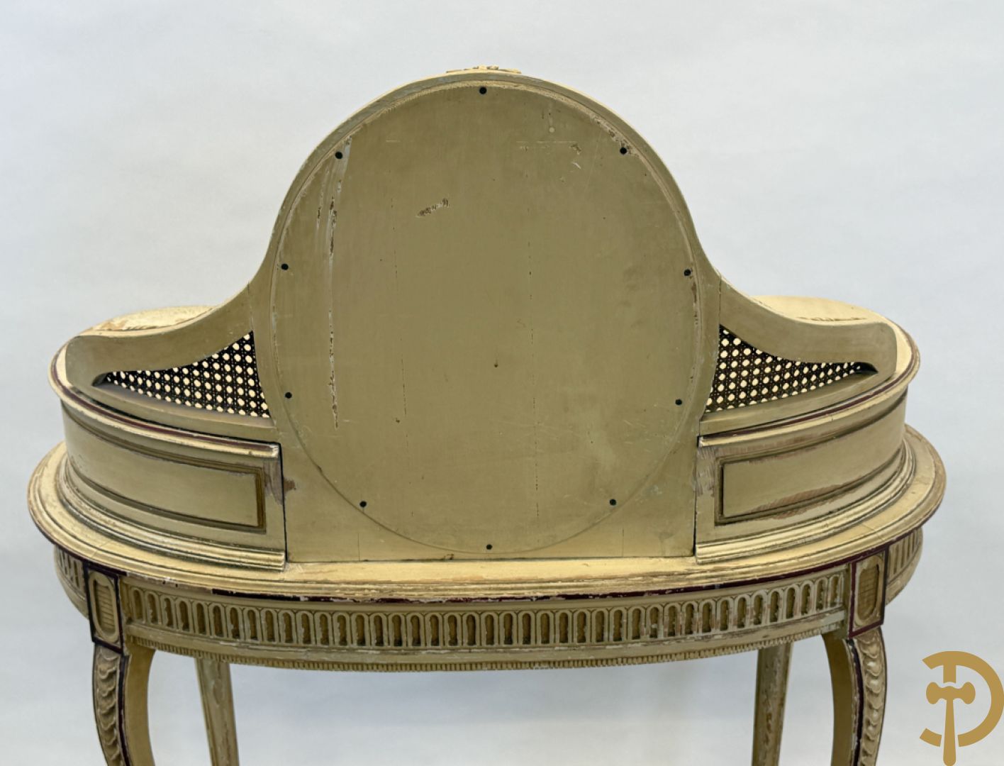Gepatineerde damesopschiktafel met 5 lades en ovale spiegel, Louis XVI stijl