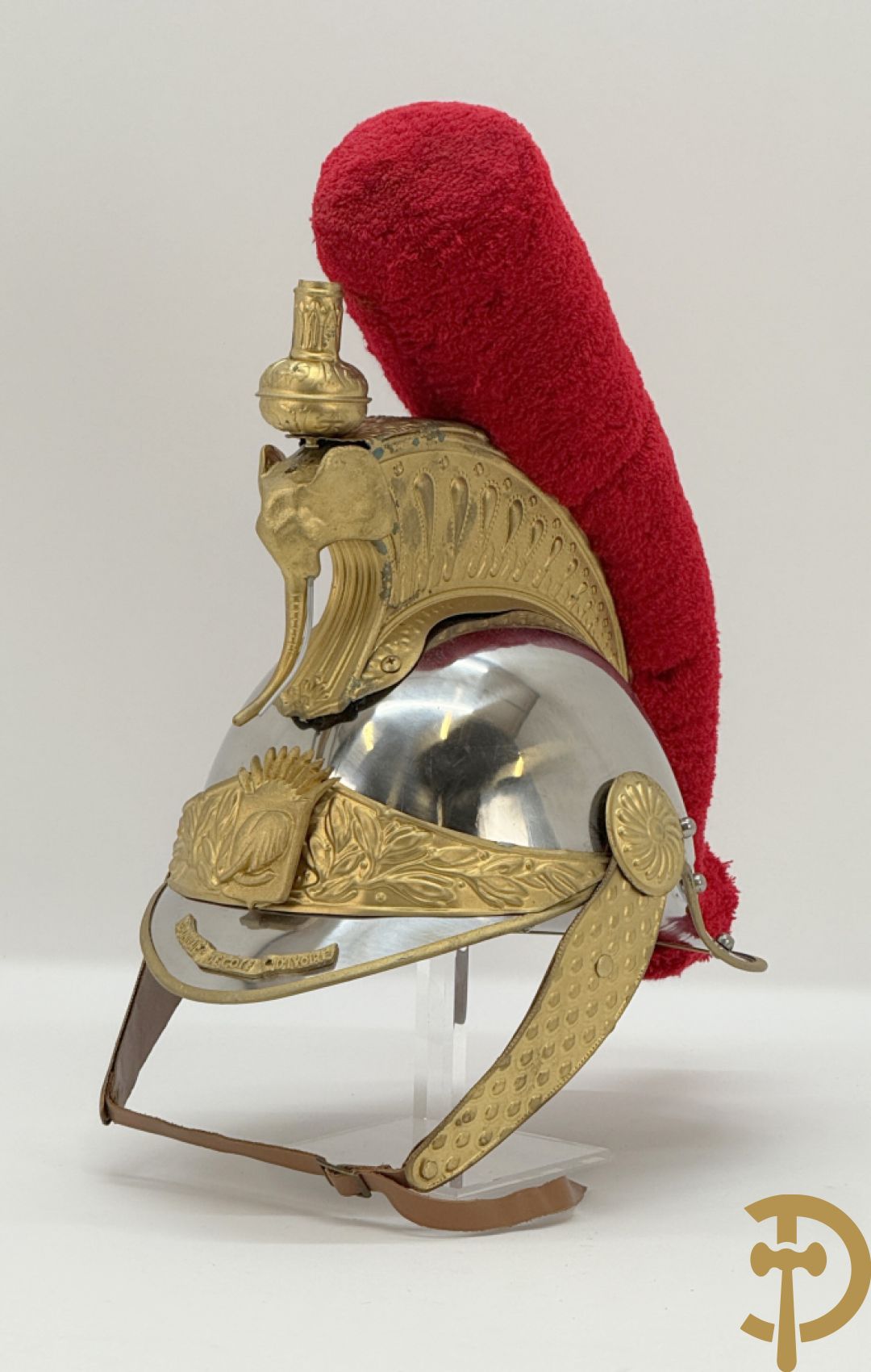 Metalen helm van de Republikeinse garde van de Ivoorkust