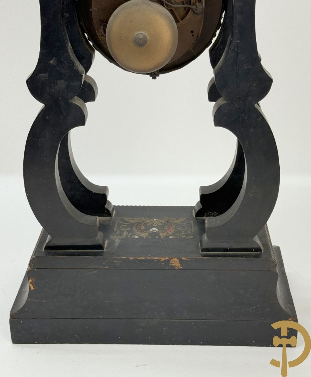 Napoleon III pendule met koper- en parelmoerinleg