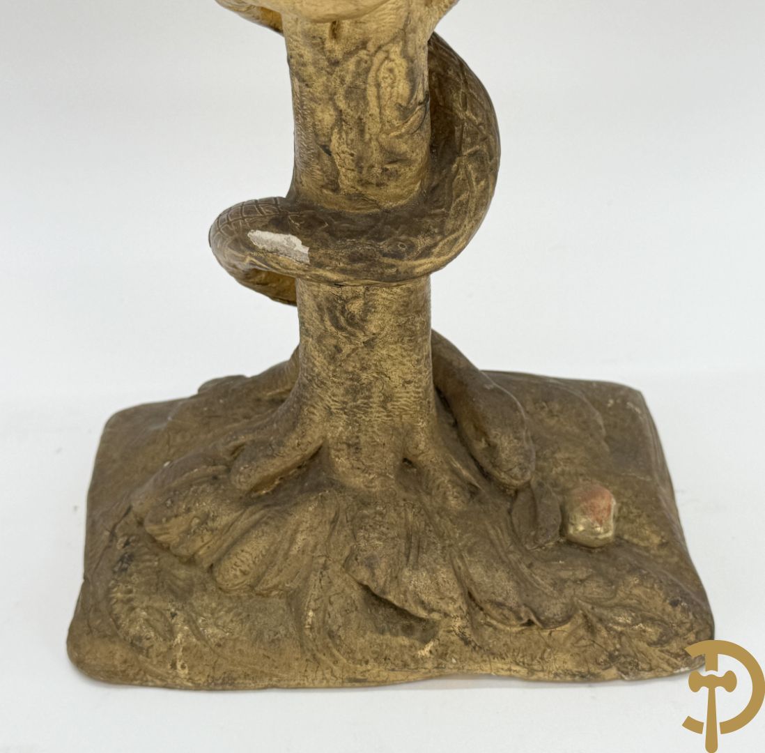 Houtgesculpteerde en vergulde relikwiehouder met boom uit het aards paradijs met de slang, 19e