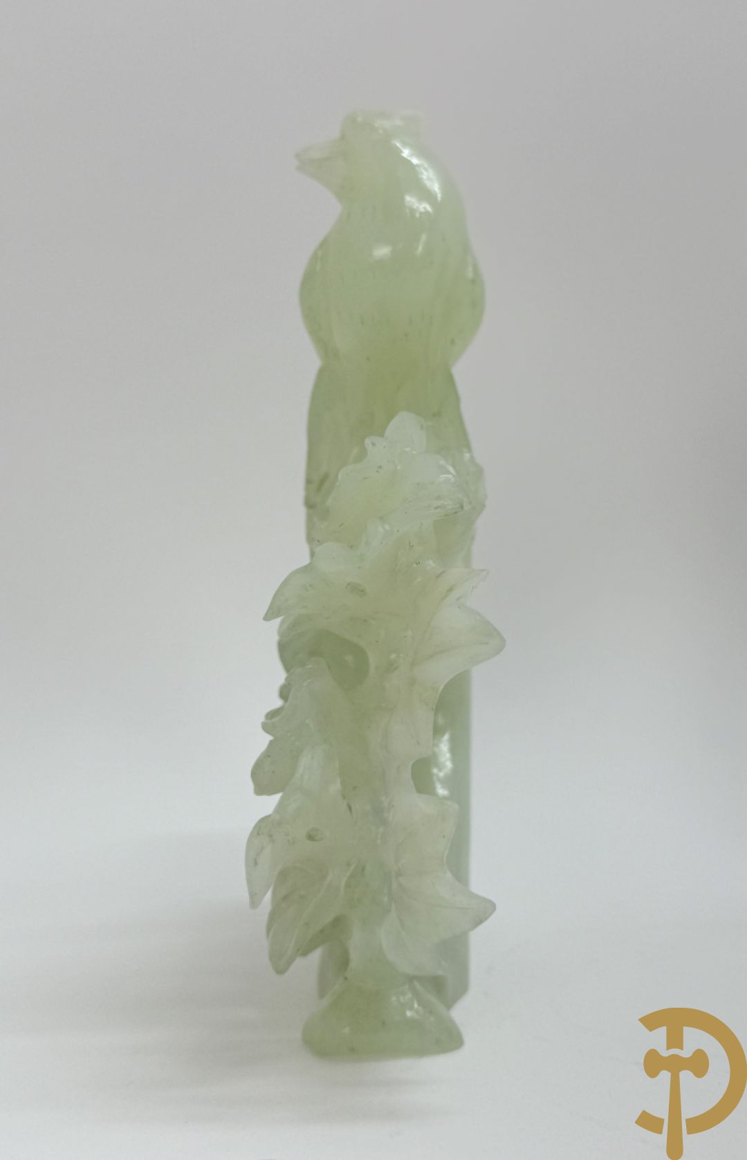 Jadeiet sculptuur van boom met vogels + koppel vogels op bloemen in jadeiet + 2 vogels op tak in jadeiet